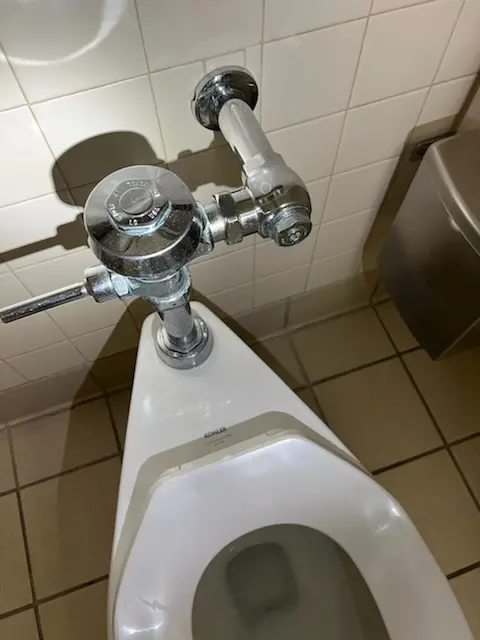 Fixture installation and repair for Repiping in Folwell